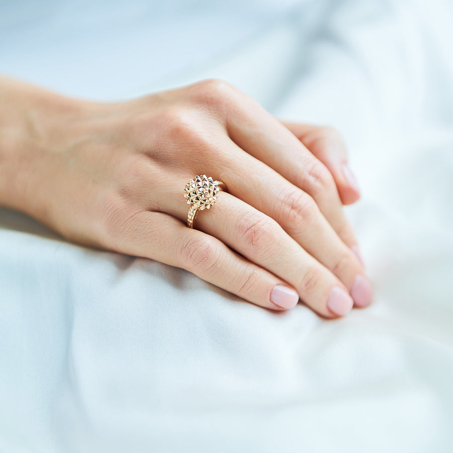 Pinecone Round Ring